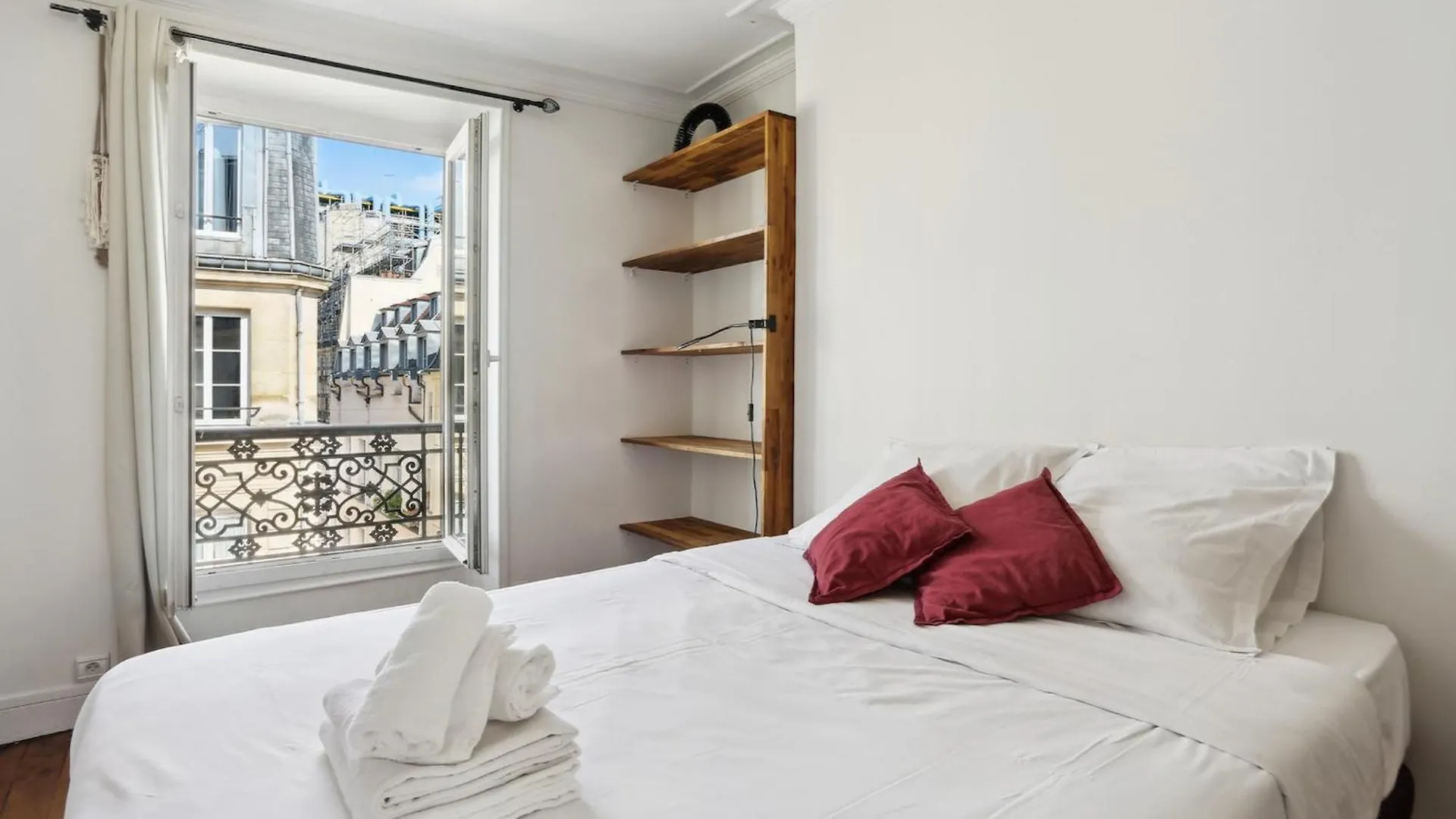 Bnbnova - 2Br - Le Marais & Les Halles Paris 0*,  França